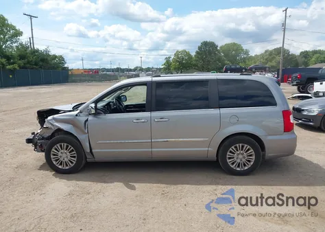 2016 Chrysler Town & Country Limited z USA, uszkodzony, nr VIN 2C4RC1JG8GR111265